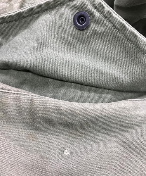 US ARMY（ユーエスアーミー）US ARMY (ユーエスアーミー) M65フィールドジャケット オリーブ サイズ:XLの古着・服飾アイテム