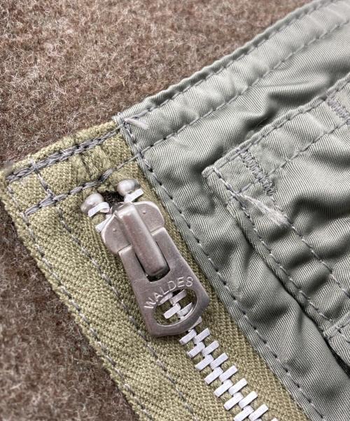 COMME des GARCONS JUNYA WATANABE MAN（コム デ ギャルソン ジュンヤ ワタナベ マン）COMME des GARCONS JUNYA WATANABE MAN (コム デ ギャルソン ジュンヤ ワタナベ マン) ナイロンツイルドッキングコート カーキ サイズ:XSの古着・服飾アイテム