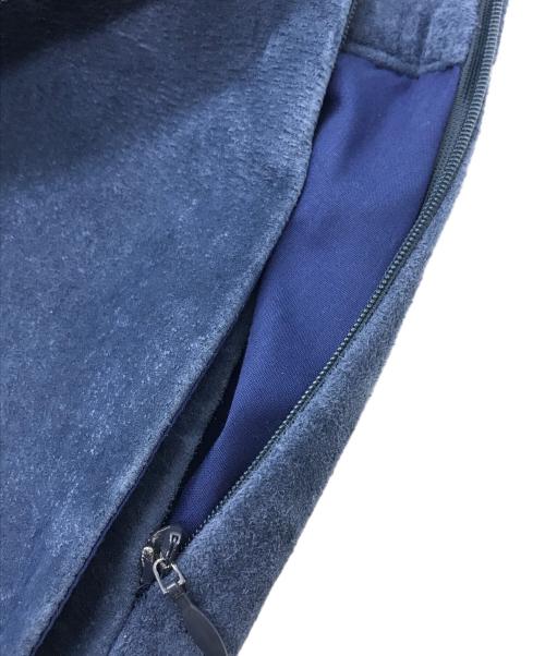 RIV NOBUHIKO（リブノブヒコ）RIV NOBUHIKO (リブノブヒコ) DORJE SUEDE SKIRT ブルー サイズ:2の古着・服飾アイテム