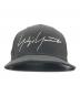 中古・古着 New Era (ニューエラ) Yohji Yamamoto pour homme (ヨウジヤマモト プールオム) シグネチャーロゴベースボールキャップ ブラック サイズ:7 3/8：12000円