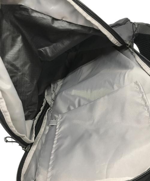 MM6 Maison Margiela（エムエムシックスメゾンマルジェラ）MM6 Maison Margiela (エムエムシックス メゾンマルジェラ) SALOMON (サロモン) リュック ブラックの古着・服飾アイテム