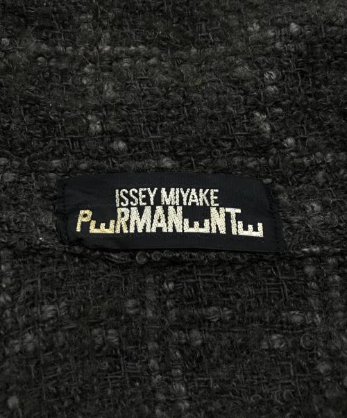 ISSEY MIYAKE PERMANENTE（イッセイミヤケ ペルマネンテ）ISSEY MIYAKE PERMANENTE (イッセイミヤケ ペルマネンテ) ツイードラップコート グレー サイズ:Mの古着・服飾アイテム