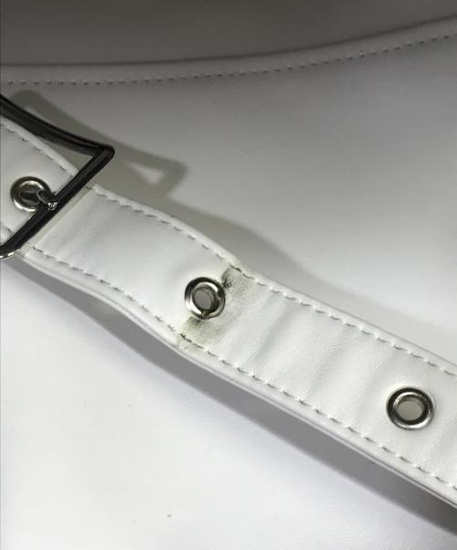 COMME des GARCONS（コムデギャルソン）COMME des GARCONS (コムデギャルソン) ショルダーバッグ ホワイトの古着・服飾アイテム