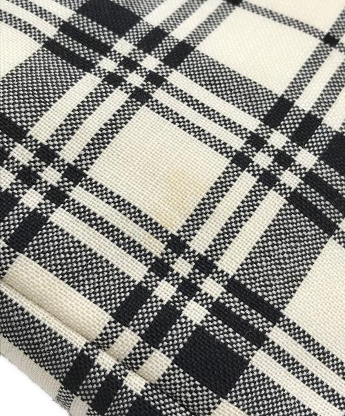 TOGA ARCHIVES（トーガアーカイブス）TOGA ARCHIVES (トーガアーカイブス) 1タックハーフパンツ ブラック×アイボリー サイズ:34の古着・服飾アイテム