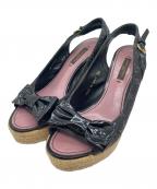 LOUIS VUITTONルイ ヴィトン）の古着「LVモノグラムキャンバスウェッジソールサンダル」｜ブラック