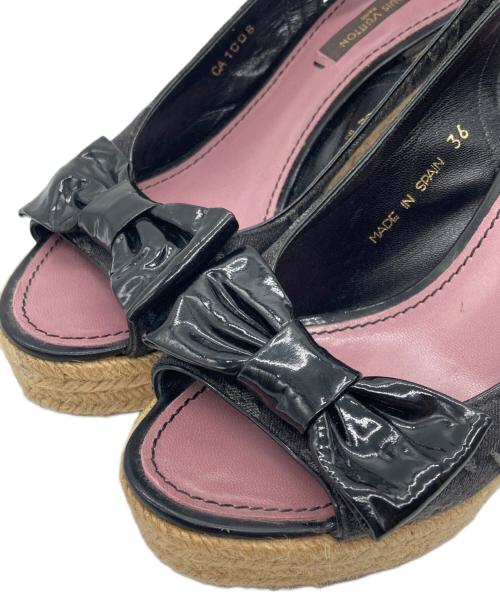 LOUIS VUITTON（ルイ ヴィトン）LOUIS VUITTON (ルイ ヴィトン) LVモノグラムキャンバスウェッジソールサンダル ブラック サイズ:36の古着・服飾アイテム