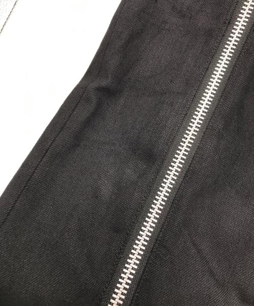 JOHN LAWRENCE SULLIVAN（ジョン ローレンス サリバン）JOHN LAWRENCE SULLIVAN (ジョン ローレンス サリバン) Rigid denim zipped pants ブラック サイズ:46の古着・服飾アイテム