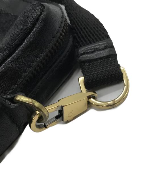 GUCCI（グッチ）GUCCI (グッチ) GGキャンバス ポシェット ブラックの古着・服飾アイテム