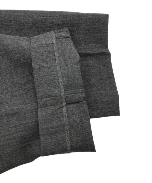 ATON（エイトン）ATON (エイトン) ウールギャバジンハイウエストパンツ グレー サイズ:01の古着・服飾アイテム