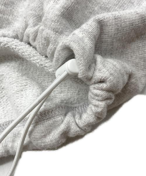 H BEAUTY&YOUTH（エイチ ビューティー&ユース）H BEAUTY&YOUTH (エイチ ビューティー&ユース) Sweatshirt グレー サイズ:なしの古着・服飾アイテム