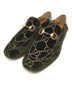 GUCCIグッチ）の古着「GGベルベットビットローファー」｜グリーン