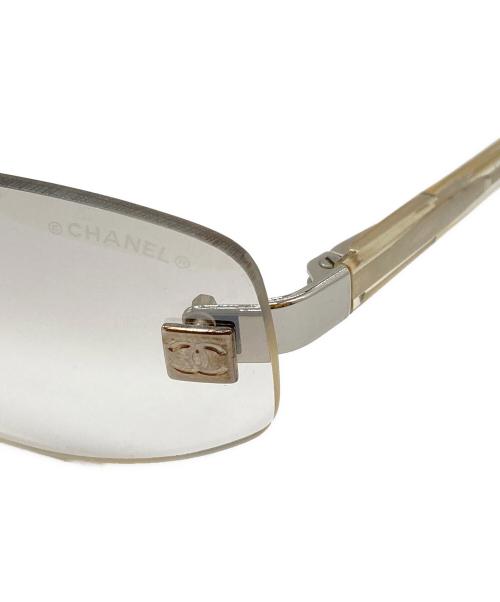 CHANEL（シャネル）CHANEL (シャネル) リムレスサングラス グレー サイズ:57-18-130の古着・服飾アイテム