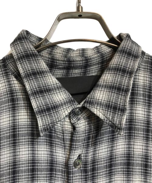 Essay（エッセイ）Essay (エッセイ) DRAPE SHIRT Check ホワイト×ブラック サイズ:Mの古着・服飾アイテム