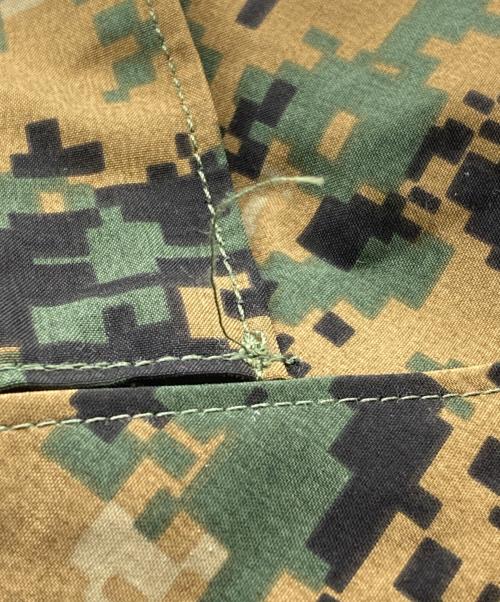 USMC（ユーエスエムシー）USMC (ユーエスエムシー) ECWCS WATERPROOF Gore-Tex Jacket カーキ×ブラウン サイズ:MEDIUMの古着・服飾アイテム