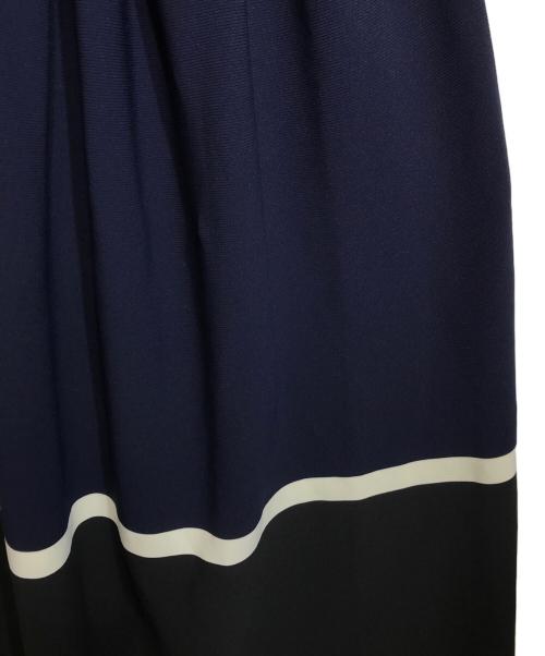 CFCL（シーエフシーエル）CFCL (シーエフシーエル) POTTERY SLEEVELESS BUST FLARE DRESS ネイビー サイズ:3の古着・服飾アイテム