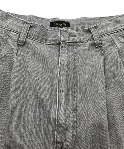 DRAWER（ドゥロワー）DRAWER (ドゥロワー) WINTER1 ブラックデニムタックパンツ グレー サイズ:38の古着・服飾アイテム