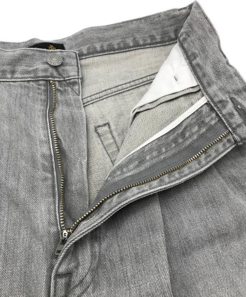 DRAWER（ドゥロワー）DRAWER (ドゥロワー) WINTER1 ブラックデニムタックパンツ グレー サイズ:38の古着・服飾アイテム