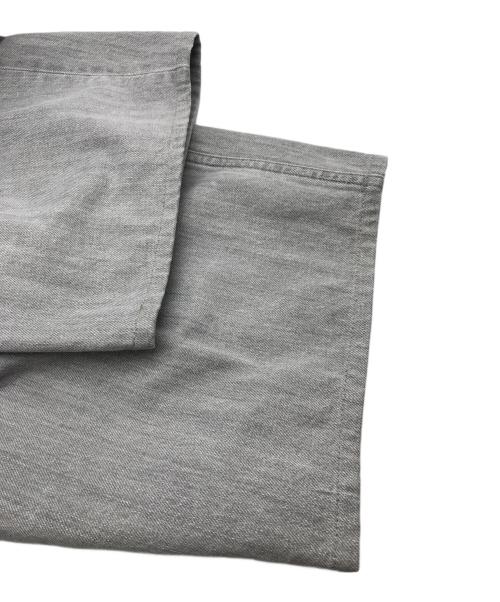 DRAWER（ドゥロワー）DRAWER (ドゥロワー) WINTER1 ブラックデニムタックパンツ グレー サイズ:38の古着・服飾アイテム