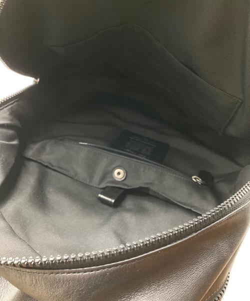 COACH（コーチ）COACH (コーチ) Disney (ディズニー) シグネチャー×レザーコンビリュック ブラック×ベージュの古着・服飾アイテム