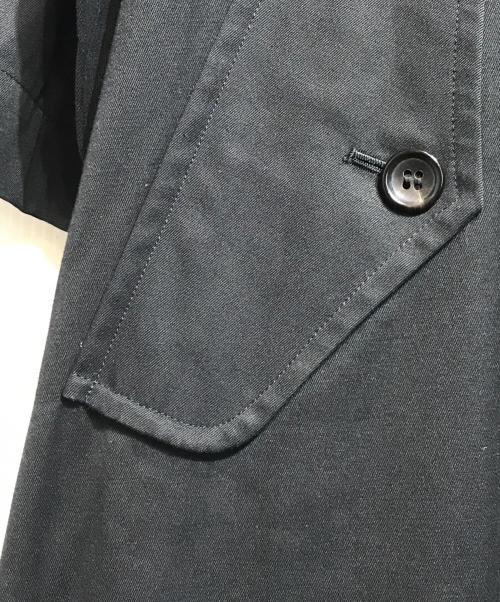JUNYA WATANABE COMME des GARCONS（ジュンヤワタナベ コムデギャルソン）JUNYA WATANABE COMME des GARCONS ((ジュンヤワタナベ コムデギャルソン) バックギャザートレンチコート ブラック サイズ:Freeの古着・服飾アイテム