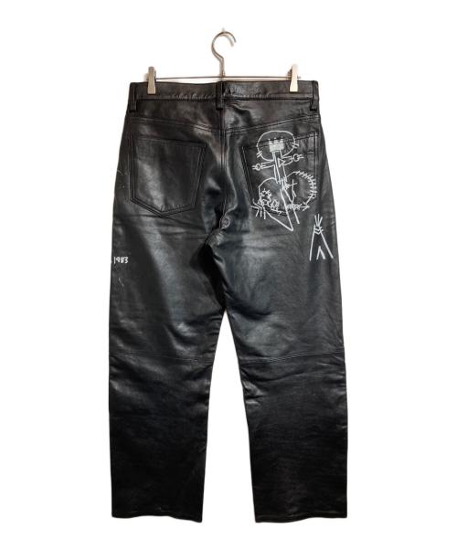 H&M（エイチアンドエム）H&M (エイチアンドエム) Jean-Michel Basquiat (ジャン ミシェル バスキア) レザーパンツ ブラック サイズ:32の古着・服飾アイテム