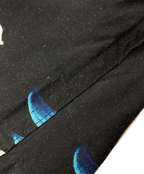 WACKO MARIA（ワコマリア）WACKO MARIA (ワコマリア) INVINCIBLE HAWAIIAN SHIRT ブラック サイズ:Mの古着・服飾アイテム
