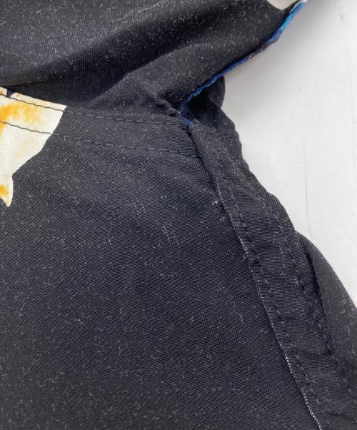 WACKO MARIA（ワコマリア）WACKO MARIA (ワコマリア) INVINCIBLE HAWAIIAN SHIRT ブラック サイズ:Mの古着・服飾アイテム