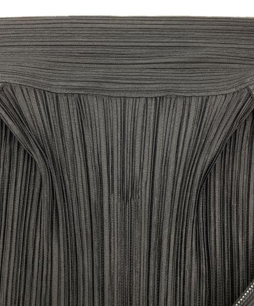 PLEATS PLEASE（プリーツプリーズ）PLEATS PLEASE (プリーツプリーズ) ダブルジッププリーツベスト ブラック サイズ:3の古着・服飾アイテム