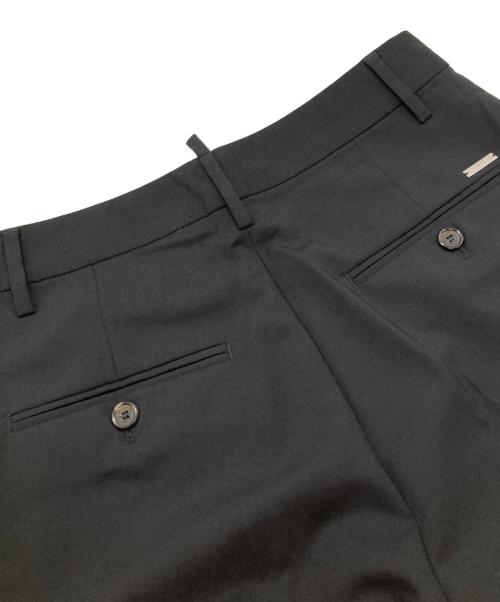 DSQUARED2（ディースクエアード）DSQUARED2 (ディースクエアード) カフスクロップドパンツ ブラック サイズ:38の古着・服飾アイテム