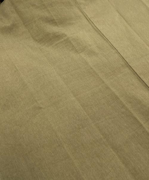 me ISSEY MIYAKE（ミーイッセイ ミヤケ）me ISSEY MIYAKE (ミーイッセイ ミヤケ) プリーツハーフパンツ オリーブ サイズ:-の古着・服飾アイテム