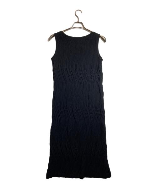 ISSEY MIYAKE（イッセイミヤケ）ISSEY MIYAKE (イッセイミヤケ) 波プリーツノースリーブワンピース ブラック サイズ:2の古着・服飾アイテム