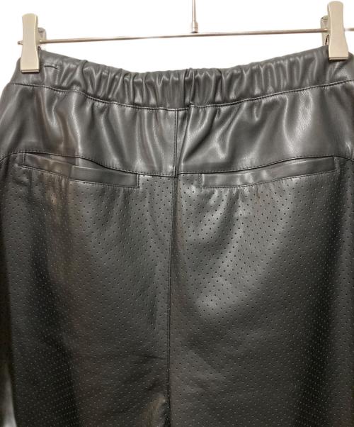 BREATH（ブレス）BREATH (ブレス) FAUX LEATHER SHORTS ブラック サイズ:XLの古着・服飾アイテム