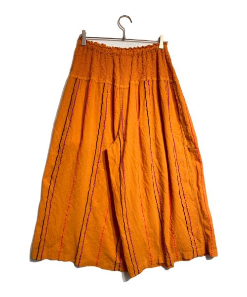 me ISSEY MIYAKE（ミーイッセイ ミヤケ）me ISSEY MIYAKE (ミーイッセイ ミヤケ) シワプリーツ イージーパンツ オレンジ サイズ:-の古着・服飾アイテム