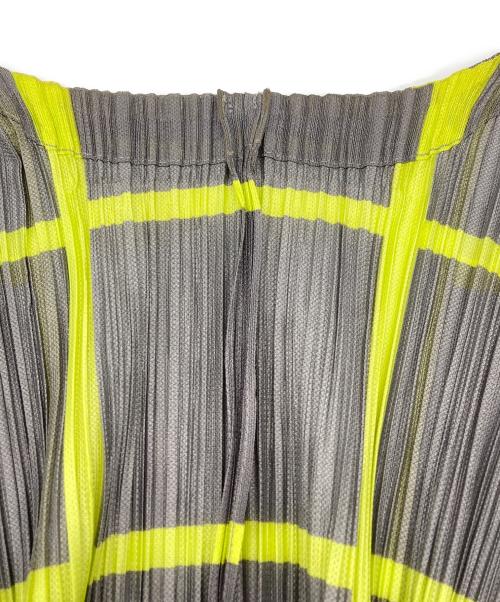 PLEATS PLEASE（プリーツプリーズ）PLEATS PLEASE (プリーツプリーズ) 1Bプリーツチェックジャケット グレー サイズ:3の古着・服飾アイテム