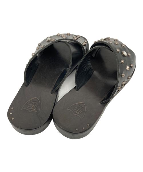 htc（エイチティーシー）htc (エイチティーシー) スタッズレザーサンダル ブラック サイズ:37の古着・服飾アイテム
