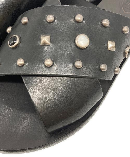 htc（エイチティーシー）htc (エイチティーシー) スタッズレザーサンダル ブラック サイズ:37の古着・服飾アイテム