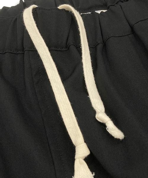 COMME des GARCONS COMME des GARCONS（コムデギャルソン コムデギャルソン）COMME des GARCONS COMME des GARCONS (コムデギャルソン コムデギャルソン) ウールギャバサルエルショーツ ブラック サイズ:Sの古着・服飾アイテム