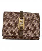 FENDIフェンディ）の古着「MICRO TRIFOLD WALLET」｜ブラウン×ベージュ