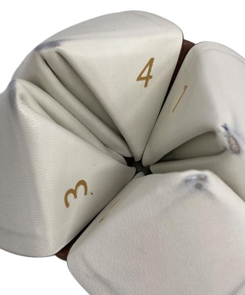 FENDI（フェンディ）FENDI (フェンディ) フォーチュンテラーチャーム ホワイトの古着・服飾アイテム