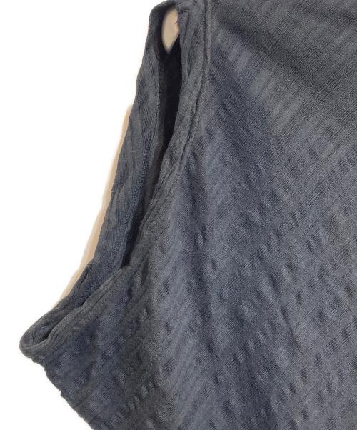 ISSEY MIYAKE（イッセイミヤケ）ISSEY MIYAKE (イッセイミヤケ) 変形チュニックカットソー ブラック サイズ:Mの古着・服飾アイテム