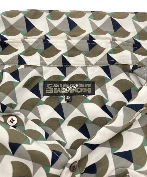GAULTIER HOMME objet（ゴルチエオムオブジェ）GAULTIER HOMME objet (ゴルチエオムオブジェット) 総柄シャツ ホワイト×カーキ サイズ:48の古着・服飾アイテム