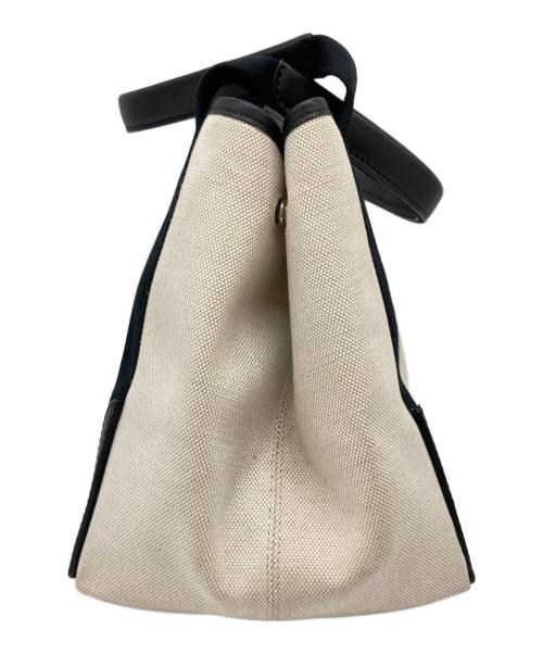 BALENCIAGA（バレンシアガ）BALENCIAGA (バレンシアガ) ネイビーカバスSトート ホワイトの古着・服飾アイテム