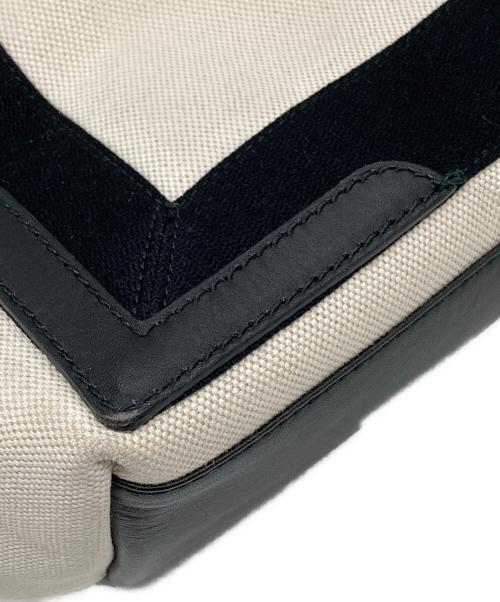 BALENCIAGA（バレンシアガ）BALENCIAGA (バレンシアガ) ネイビーカバスSトート ホワイトの古着・服飾アイテム