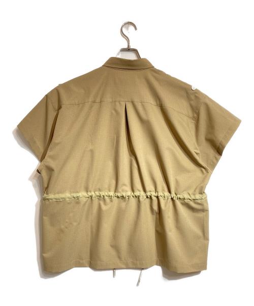F/CE.（エフシーイー）F/CE. (エフシーイー) TECH TRANSFORM SHIRT ベージュ サイズ:Ｓの古着・服飾アイテム