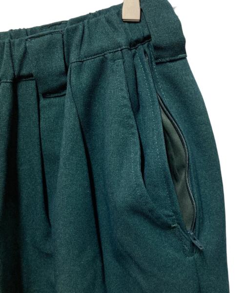 TIGHTBOOTH PRODUCTION（タイトブースプロダクション）TIGHTBOOTH PRODUCTION (タイトブースプロダクション) 2タックバギーパンツ グリーン サイズ:Lの古着・服飾アイテム