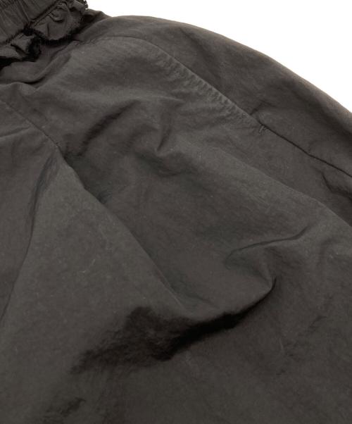 SYUMAN.（シュウマン）SYUMAN. (シュウマン) ナイロンスカートワイドパンツ ブラック サイズ:2の古着・服飾アイテム