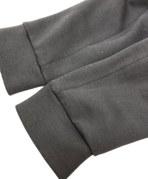 IRENISA（イレニサ）IRENISA (イレニサ) MODIFIED SLEEVE HOODED PULLOVER グレー サイズ:3の古着・服飾アイテム