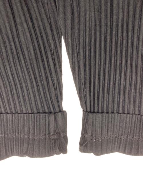 HOMME PLISSE ISSEY MIYAKE（オム プリッセ イッセイ ミヤケ）HOMME PLISSE ISSEY MIYAKE (オムプリッセ イッセイ ミヤケ) BASICSプリーツパンツ ブラック サイズ:1の古着・服飾アイテム