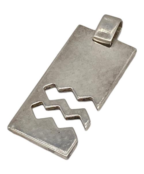 GUCCI（グッチ）GUCCI (グッチ) AQUARIUSペンダントトップ シルバーの古着・服飾アイテム