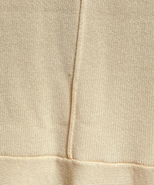 anuans（アニュアンス）anuans (アニュアンス) ナローシルエットニットワンピース アイボリー サイズ:Mの古着・服飾アイテム